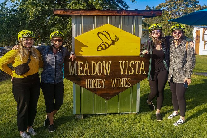 Kelowna E-Bike Bee Tour With Tastings, Lunch & Audio Guide - Meeting and End Point