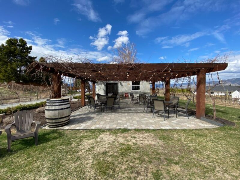 Kelowna: E-Bike Guided Wine Tour With Lunch & Tastings - Experience and Features