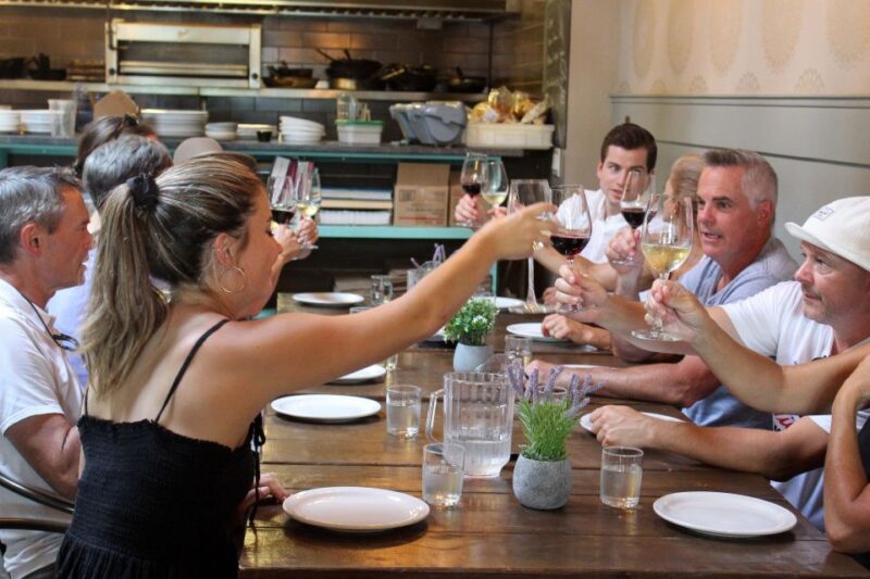Kelowna: Walking Food Tour With 7 Tastings and 4 Drinks - Discover Local Art and Views