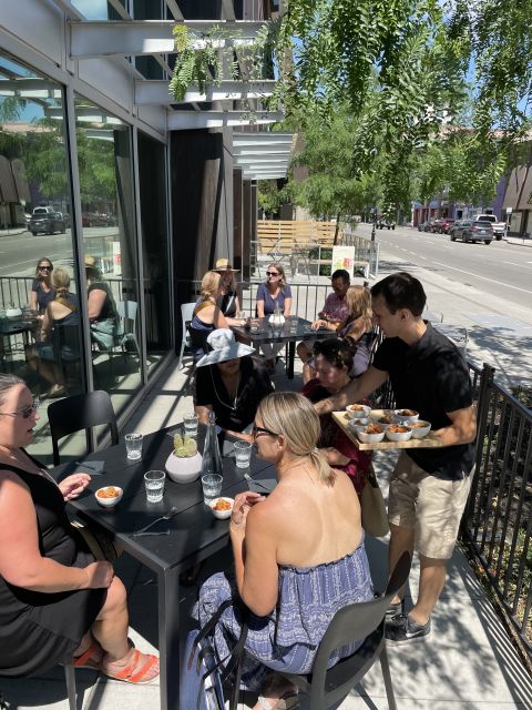 Kelowna: Walking Food Tour With 7 Tastings and 4 Drinks - Taste Local Flavors