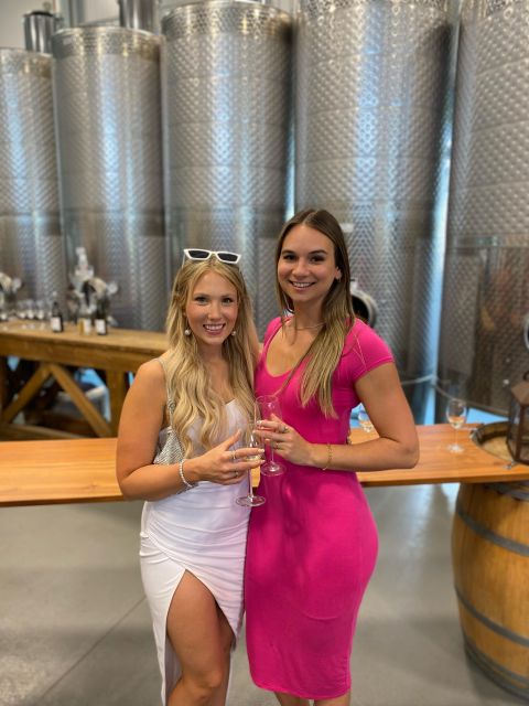 Kelowna: West Kelowna Full Day Guided Wine Tour - VIP Concierge Service