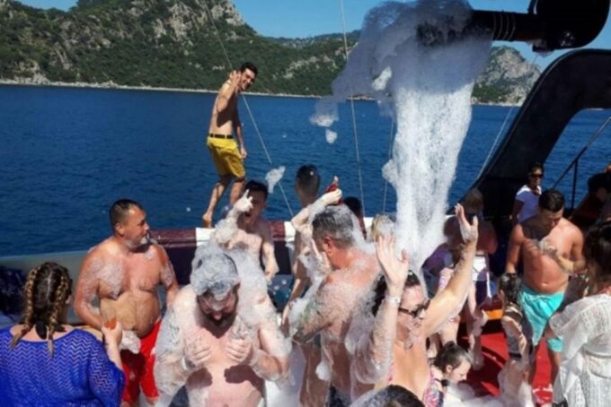Kemer/Antalya/Belek/Kundu : Exciting Pirate Ship Adventure - Lunch and Onboard Activities