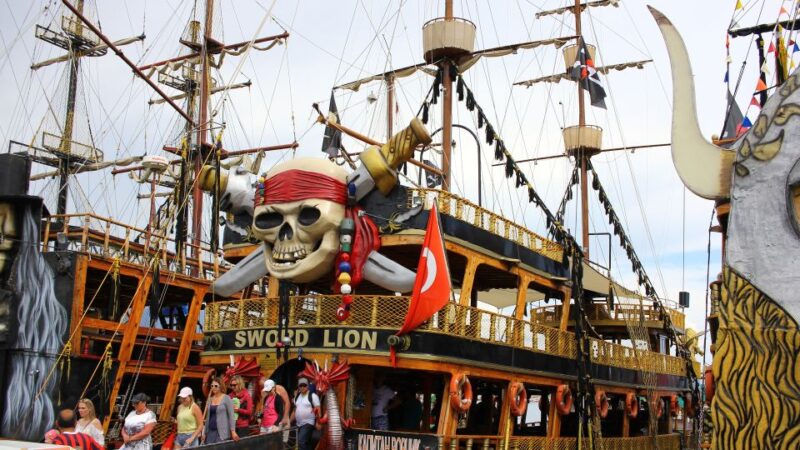 Kemer Full-Day Pirate Boat Trip With Lunch - Exploring the Ancient City of Phaselis
