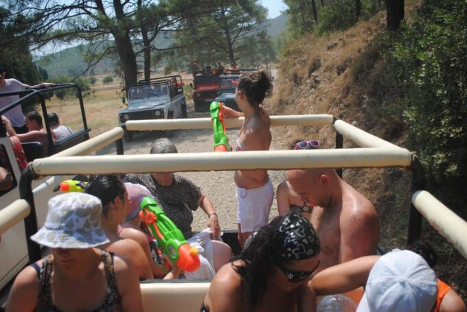 Kemer Jeep Safari, Pick up From Beldibi, Kiris, Goynuk - Included Services and Amenities