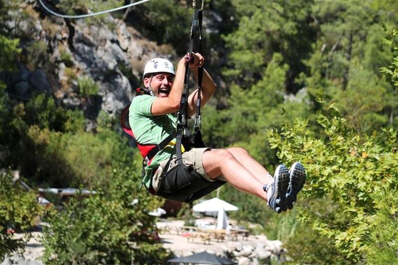 Kemer: Party Bus to Goynuk Canyon With Entrance Ticket - Experience Highlights