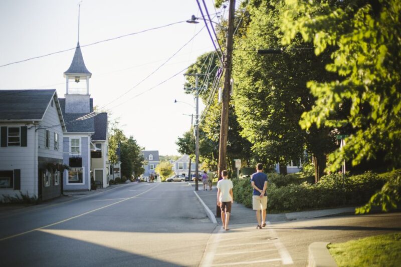 Kennebunkport: A Garden Stroll - Tour Details