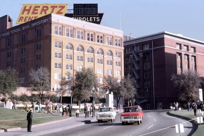 Kennedy Assassination Walking Tour - Oswald Was Framed - Meeting and End Points