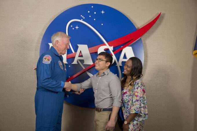 Kennedy Space Center: Chat With an Astronaut Experience - Astronaut Interaction