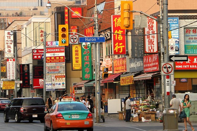 Kensington Market, Chinatown and the Art Gallery of Ontario: A Self-Guided Tour - Experiencing the Art Gallery