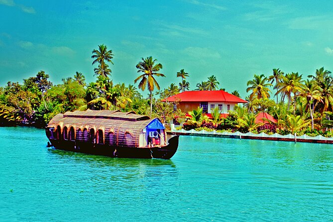 Keralas Houseboat and Backwaters From Mumbai With Flights: Luxury Private Tour - Luxury Houseboat Experience