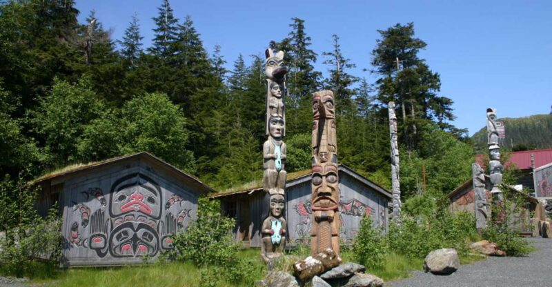Ketchikan: Potlatch Park, City and Wildlife Private Van Tour - Wildlife Viewing
