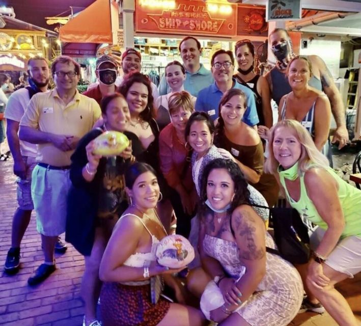 Key West: 2.5-Hour Duval Street Pub Crawl - Cocktails and Insights