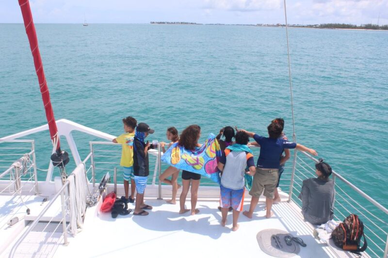 Key West: 3-Hour Afternoon Reef Snorkel With Drinks - Onboard Amenities