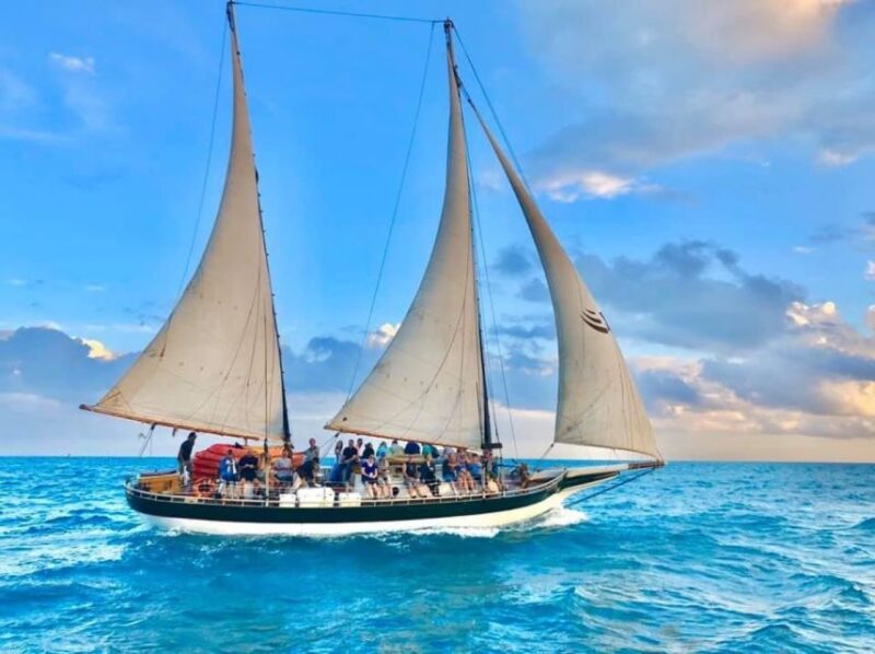 Key West: Full Day Tour of Key West National Wildlife Refuge - Dining Experience