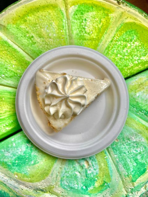 Key West: Hemingway Tour With 3 Food Tastings & 3 Cocktails - Additional Benefits
