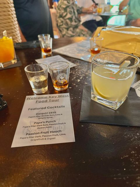 Key West: Hemingway Tour With 3 Food Tastings & 3 Cocktails - Meeting Point and Distance