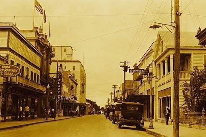 Key West Historic District Small-Group Walking Tour - Small-Group Experience