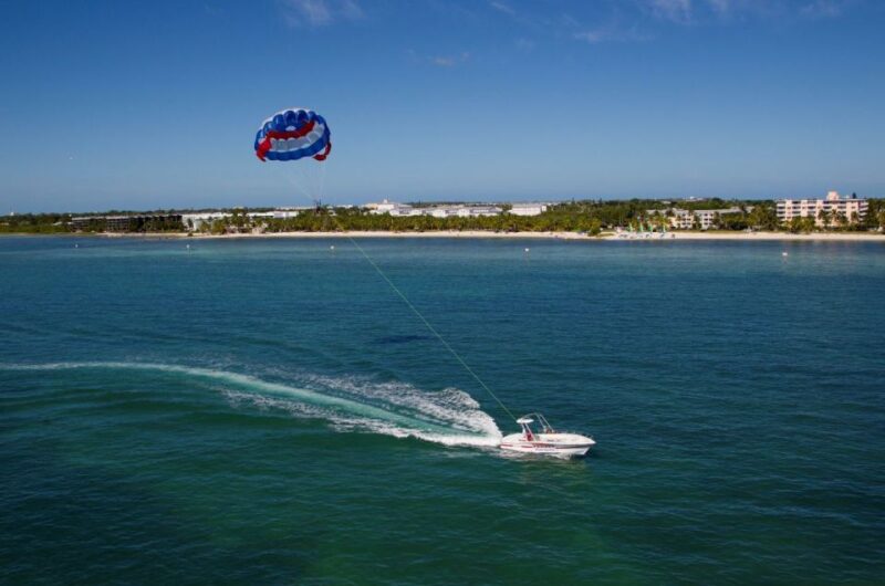 Key West Parasailing at Smathers Beach - Booking Details