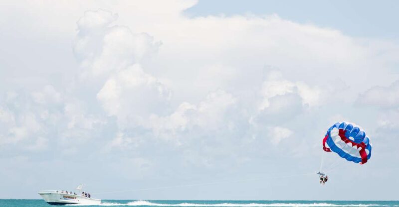 Key West Parasailing at Smathers Beach - Included Services