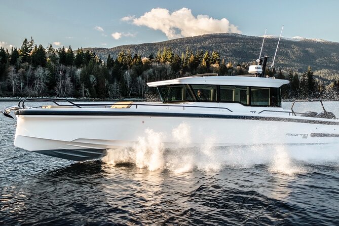 Key West Private Charter Rental: Luxury Boat With Captain - Key Points