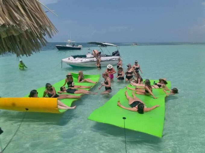 Key West: Private Tiki Bar Party Boat & Mini Sandbar - Customer Feedback