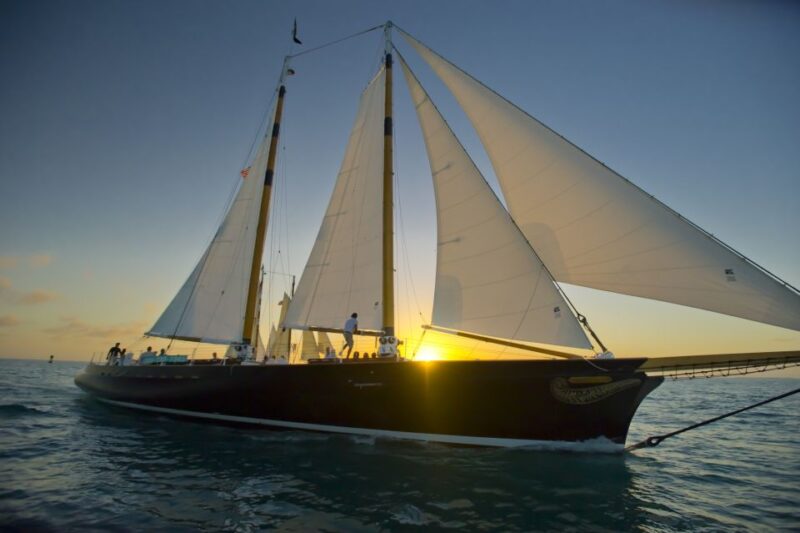 Key West: Schooner Sunset Sail With Food & Drinks - Boat Features
