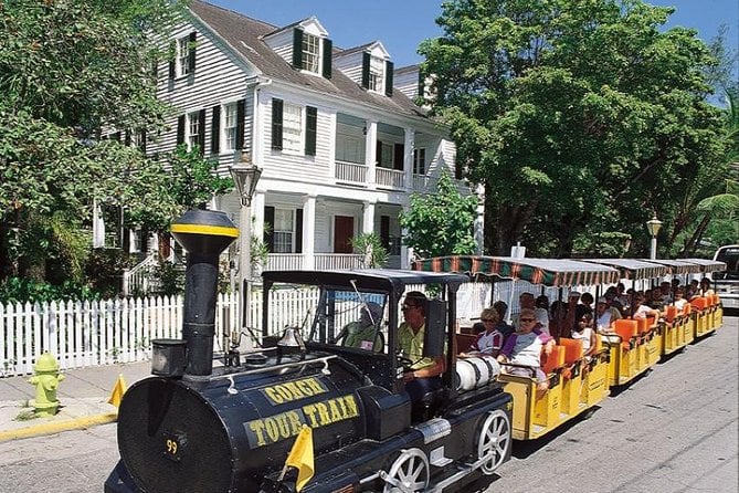 Key West Shore Excursion: Conch Tour Train - Schedule and Accessibility Details
