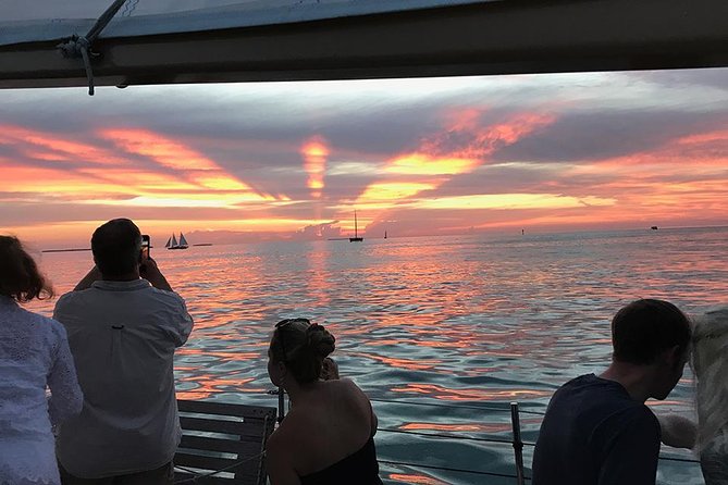 Key West Small-Group Sunset Sail With Wine - Wine and Beer Tasting