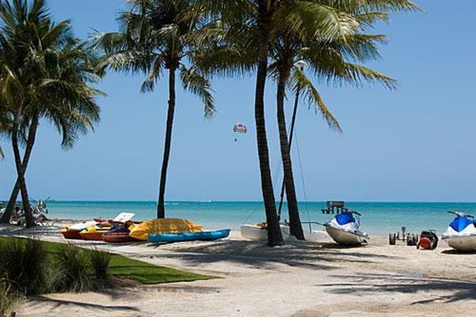 Key West: Smathers Beach & Activities With a Sunset Catamaran & Open Bar - Key Points