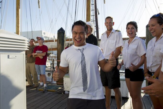 Key West: Sunset Dinner Cruise With Open Bar & Live Music - Customer Feedback and Ratings