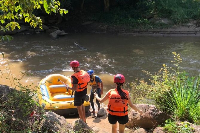 Khampan Rafting: White Water Rafting Guided Adventure in Chiang Mai - Stunning Rainforest Surroundings