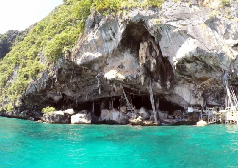 Khao Lak: Phi Phi & Bamboo Island Day Trip by Speedboat - Inclusions and Amenities