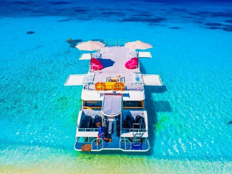 Khao Lak : Similan Islands Speed Catamaran Premium Morning - An In-Depth Look at the Experience