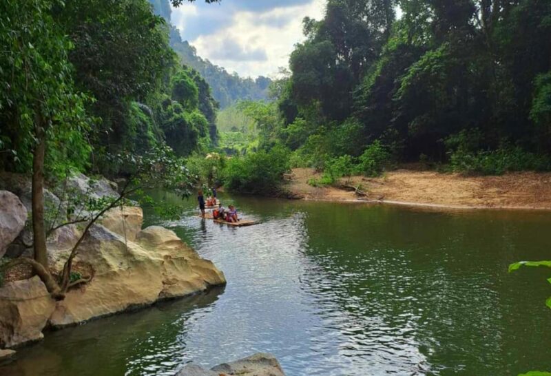 Khao Sok: Private Bamboo Rafting & Jungle Cave Temple Tour - Savoring Traditional Thai Coffee
