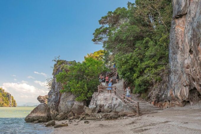 Khaolak: Sunrise to Phang Nga Bay and Jamebond Island Tour - Tour Features