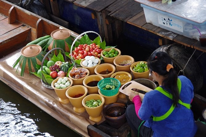 Khlong Lat Mayom & Taling Chan Local Floating Markets Tour (SHA Plus) - Explore Khlong Lat Mayom Market