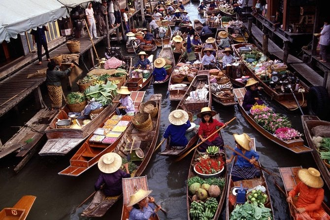 Khlong Lat Mayom & Taling Chan Local Floating Markets Tour (SHA Plus) - Tour Duration and Languages