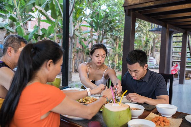 Khmer Cooking Class at a Locals Home in Krong Siem Reap - Intimate Cooking Experience