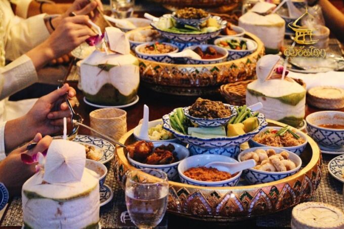 Khum Khantoke Chiang Mai: Northern Thai Cuisine and Show - Cuisine and Dining Experience
