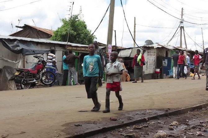 Kibera Slum Guided Tour From Nairobi - Experiencing Kibera Residents