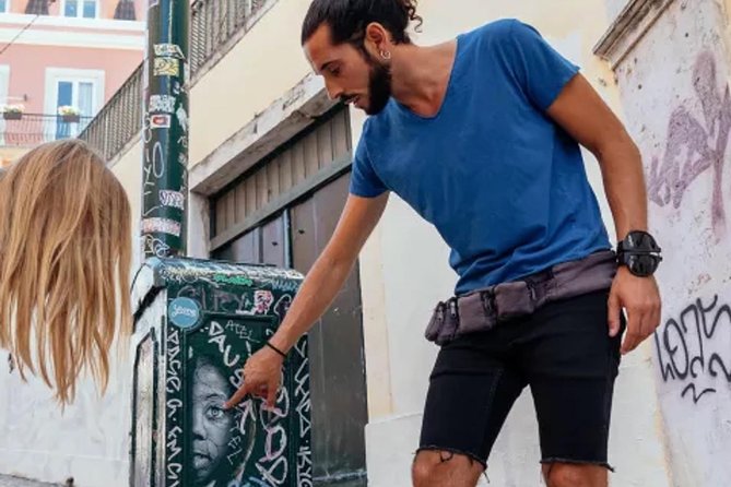 Kickstart Street Art Tour in Lisbon - Tour Requirements and Accessibility