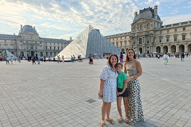 Kid-Friendly Paris Louvre Museum Private Tour & Reserved Tickets - Tour Features