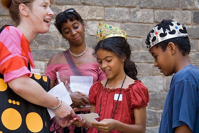 Kids and Family Gothic Quarter Walking Tour in English - Inclusions and Exclusions