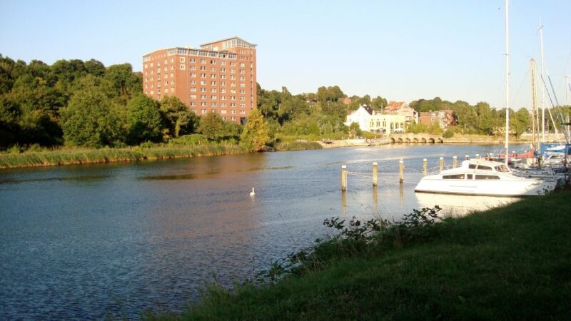 Kiel: City Highlights Express Walking Tour With a Local - Kiel Town Hall