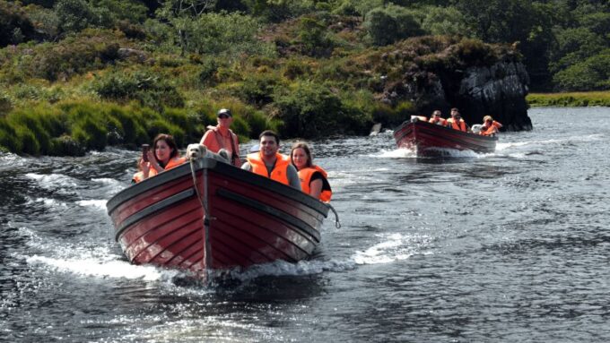 Killarney: Lakes of Killarney Boat Tour With Transfer - Highlights and Attractions