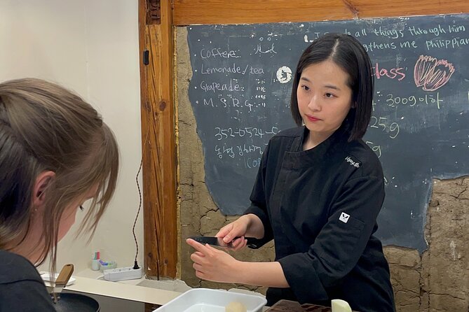 Kimchi Class With Chef Hakyung Near Gyeongbokgung Palace - Class Overview and Details
