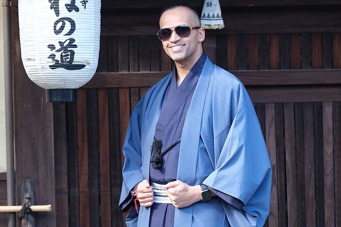 Kimono and Yukata Rental in Kyoto (Mens Plan) - Meeting and End Point