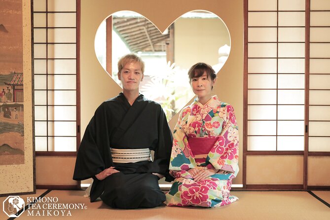 Kimono Tea Ceremony at Kyoto Maikoya, NISHIKI - Learning to Make Matcha Tea