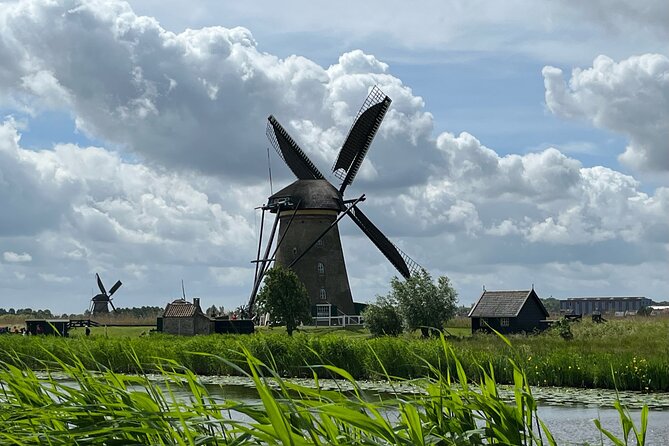 Kinderdijk Windmills, Delft City & Delft Blue Factory Visit - Personalized Guided Experience