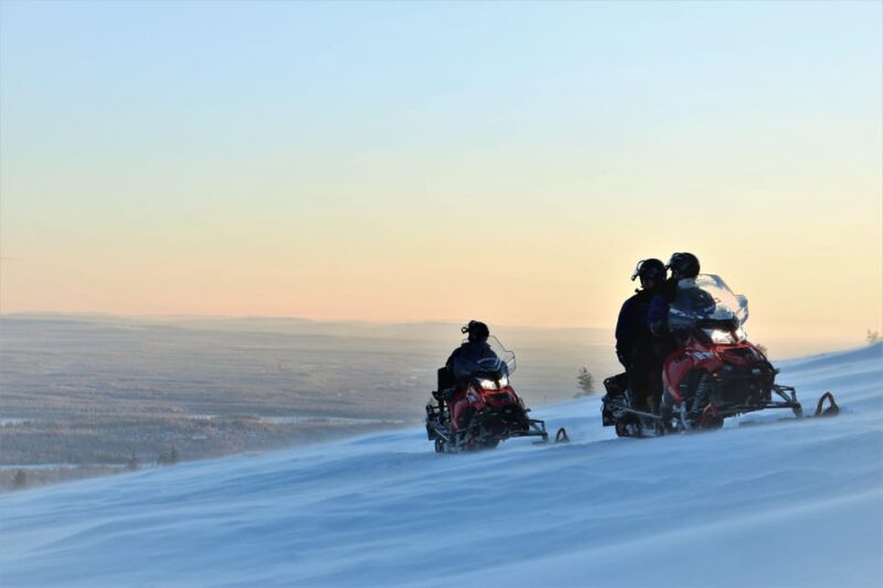 King of Ylläs: Snowmobiling to the Hill - Booking Information